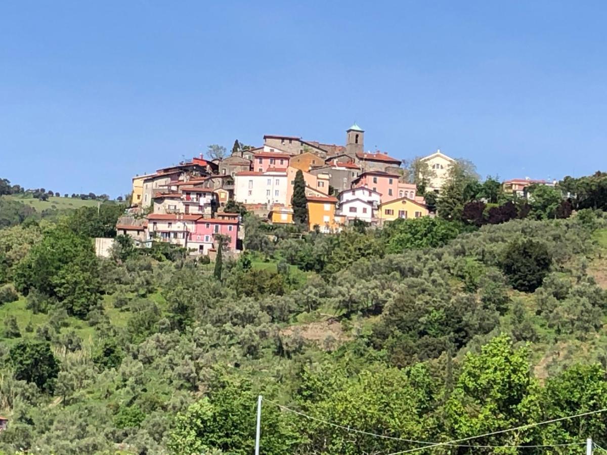 Papiriana La Casa Del Borgo_ Breathtaking Sea Wiew Fosdinovo Exteriér fotografie